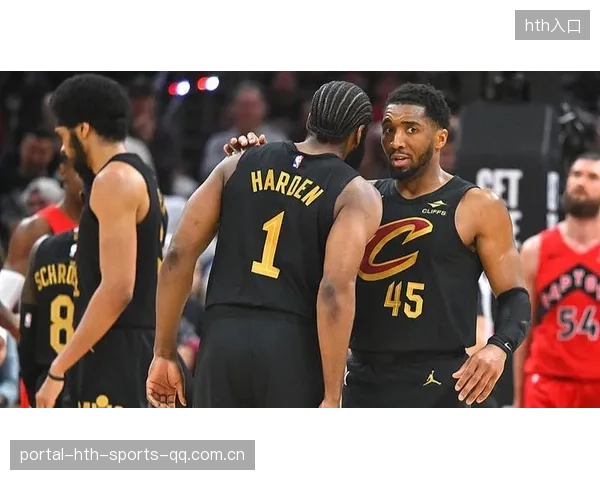 NBA杯混战开启！东部一队率先晋级半决赛